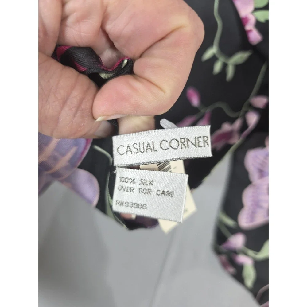 NWT Womens Silk‎ Scarf Butterfly Floral Multi Color Square Tie Casual Corner